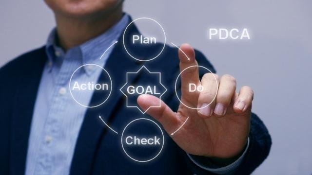 社内SE・社内システム導入運用管理／管理職候補（東証プライム上場企業グループ/大手自動車部品メーカー）