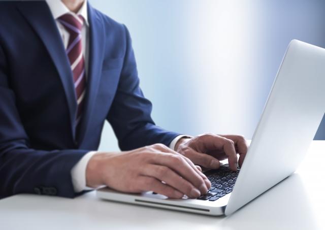 財務・資金調達（国内最大級のOEMアパレル製品メーカー）