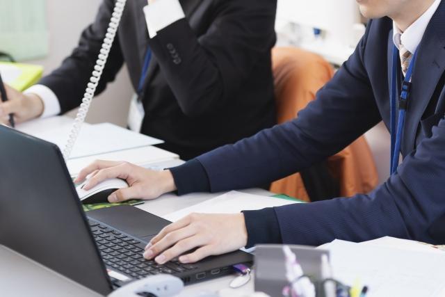 経理（精密・医療機器専門商社）