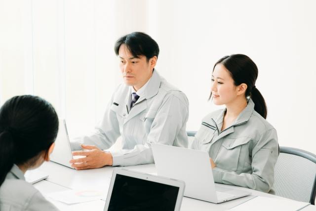 物流センター長候補／物流拠点立ち上げ（美容専門商社）